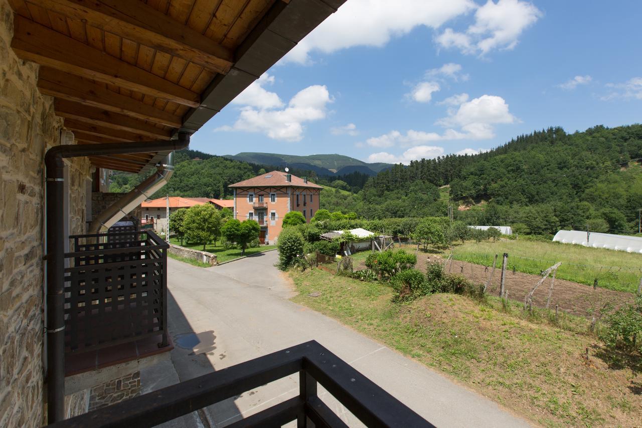 Estudios Ermitabarri Zeberio Exterior foto